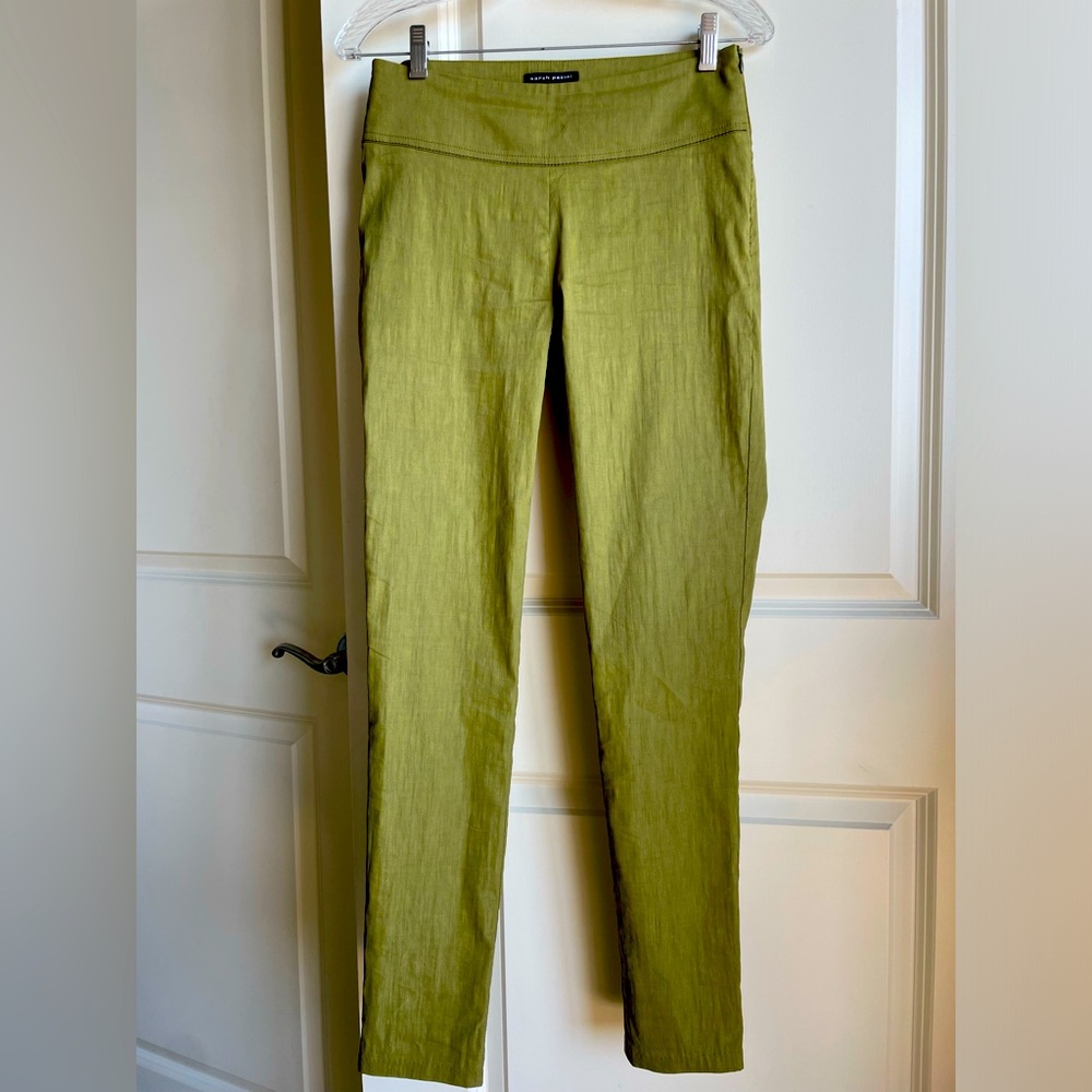 Sarah Pacini Apple green slim pants. Size 1
